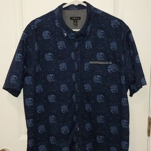 Like New Van Heusen Short Sleeve Button Down Shirt